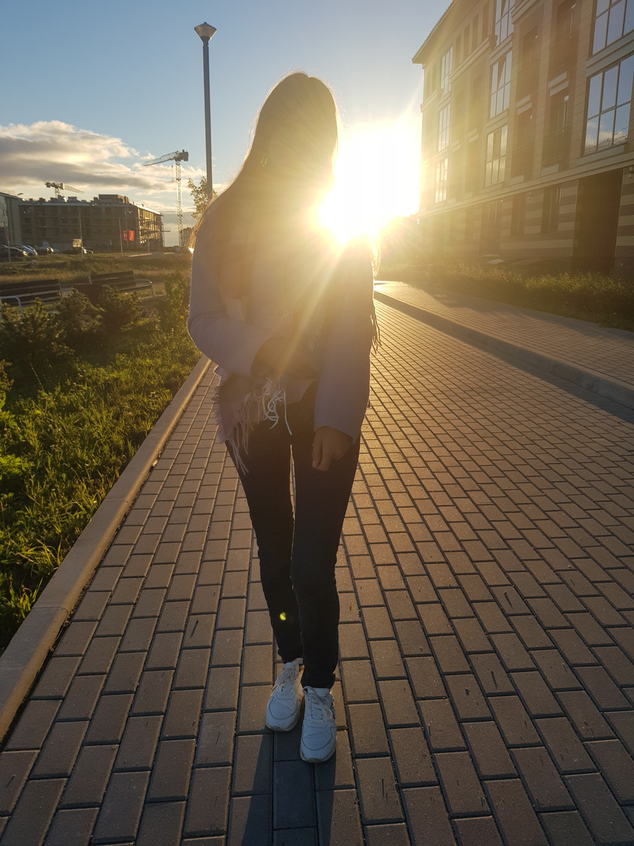 Осень в СПб всегда меня угнетала. Но только не в этот раз. Я ожидала отъезда в теплые края.