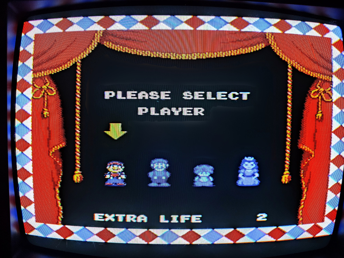 Фото сделаны мной. На фото игра "Super Mario Bros 2". Оригинал игры "Super Mario Bros 2" был разработан и издан Nintendo в 1988г. для NES. Продюсер и геймдизайнер Сигэру Миямото. Фото демонстрирует начальную заставку игры, а так же общий визуальный фон игры. Подробнее об этом рассказано в статье. Все материалы принадлежат правообладателям и размещены исключительно в информационных целях.