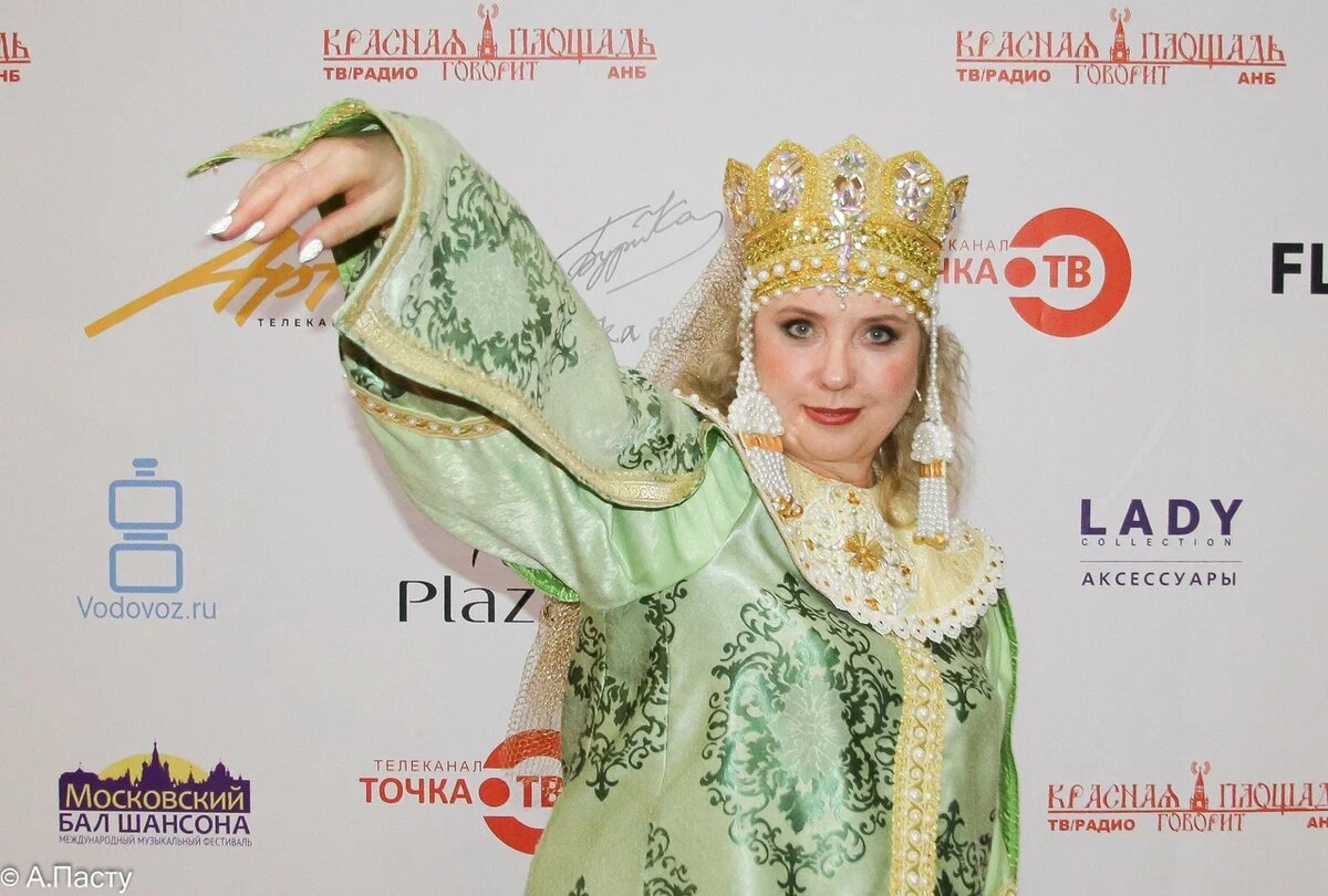 1 место - ТАТЬЯНА ЯНСОН, город Рязань
1 место - ТАТЬЯНА ЯНСОН, город Рязань — Шикарный вокал, всё жюри единогласно поставили самый высокий бал.
ПОЗДРАВЛЯЕМ!!!