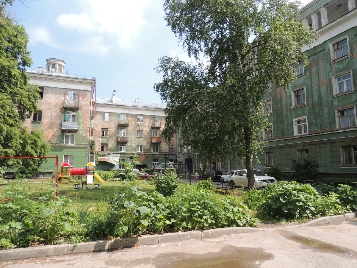 Двор возле знаменитого пермского дома, где снимали сериал.