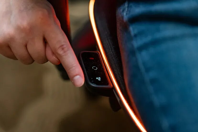 Геймерское кресло Razer Arielle c охлаждением и нагревом | Источник: The Verge   📷