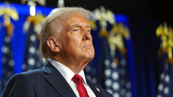    Трамп надеется остановить конфликт на Украине за полгода Роман Захаров