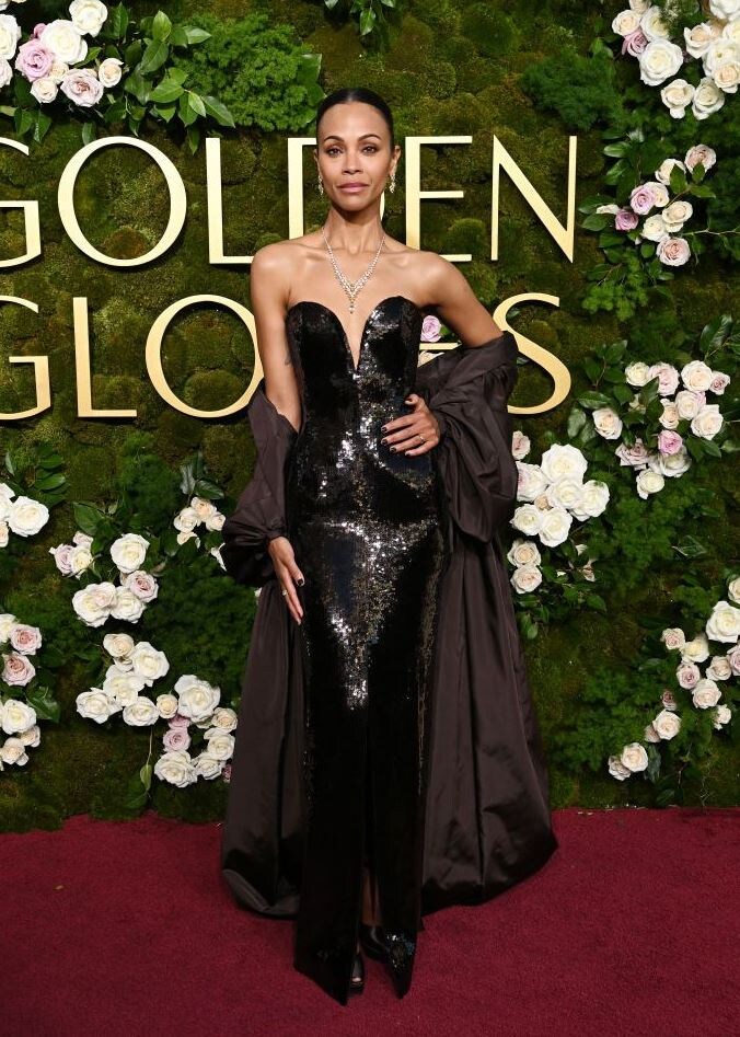 Зои Салдана на красной дорожке Золотого глобуса