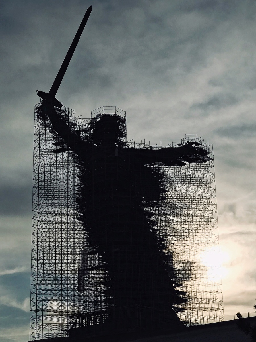 Ремонт монумента «Родина-мать зовёт». 2019 год