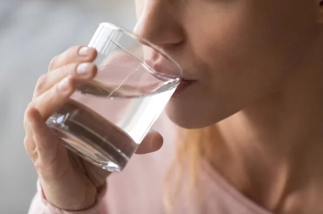    Правда ли, что пить горячую воду полезно для здоровья?