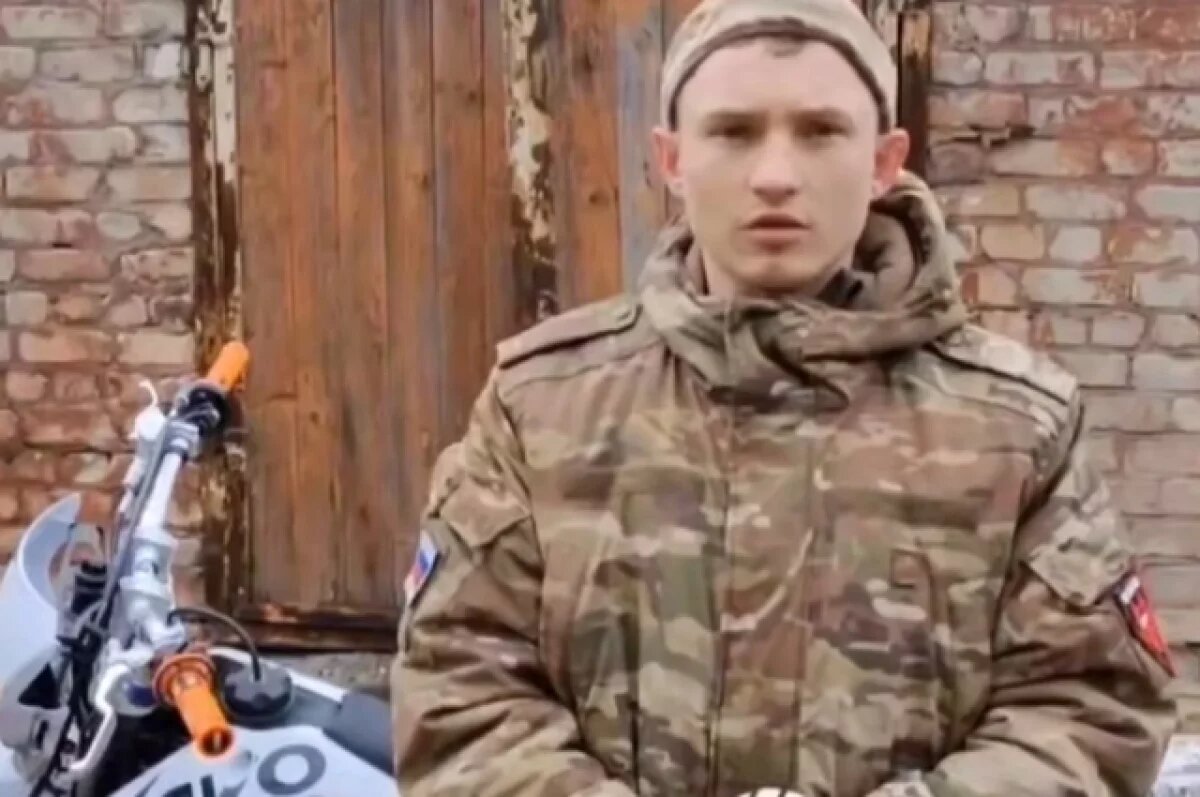    Штурмовик РФ вывез на мотоцикле 12 раненых при боях за Курахово