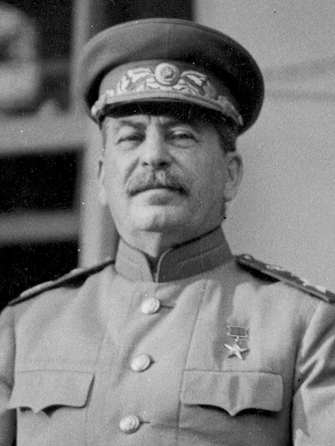 https://ru.wikipedia.org/wiki/Сталин,_Иосиф_Виссарионович#/media/Файл:StalinCropped1943.jpg