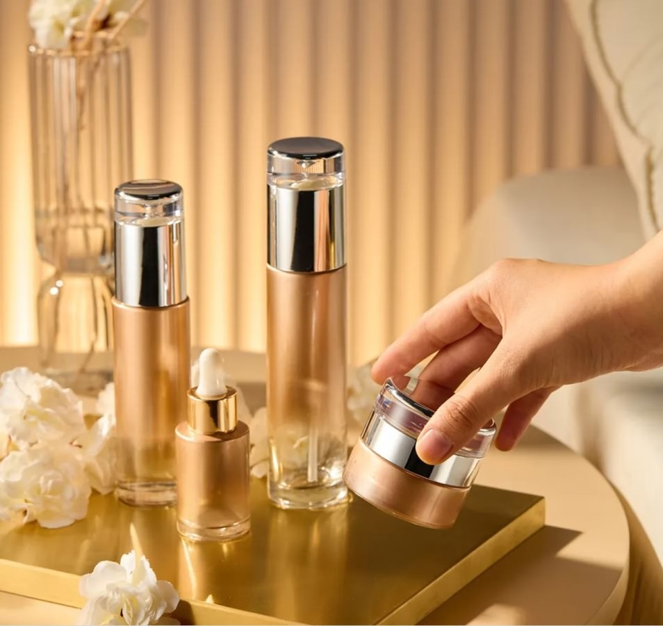 Если оглянуться на стоящие предложения мировых брендов из недалекого прошлого, то их пик приходился на 2018-2019 год. После чего было небольшое затишье и сумасшедшее количество патентов от именитых корпораций в 2021-2022 году.