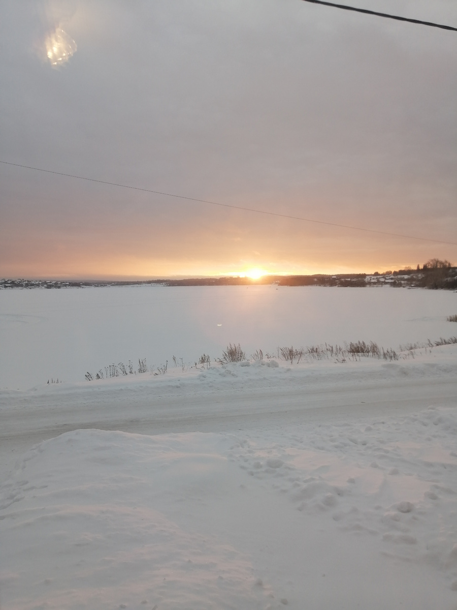 Такой восход удалось запечатлеть. 