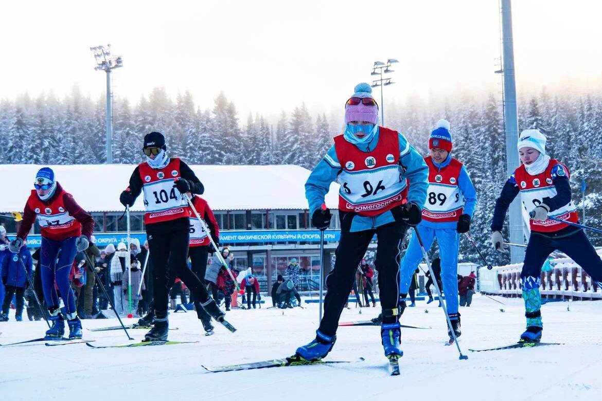    В Ханты-Мансийске прошла "Рождественская гонка"