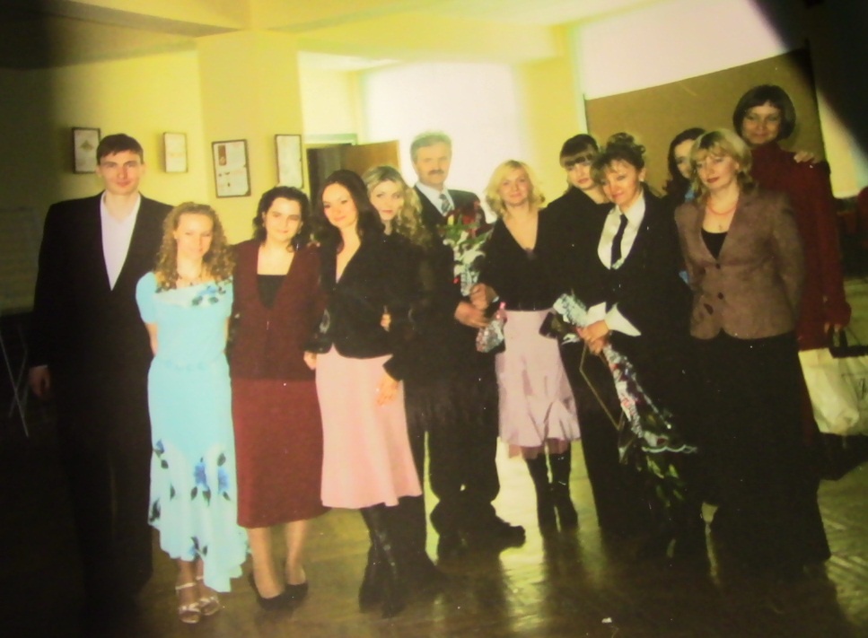 студенты и преподаватели Мф МГЮА ("Молодёжный Центр". 2005г.)