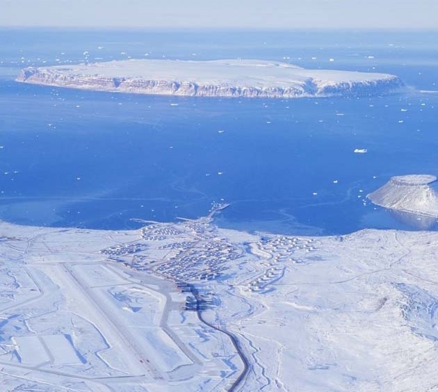 Питуффик - космическая база США на севере Гренландии (Википедия)