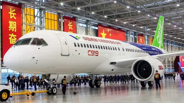 Comac стремится резко увеличить производство своего узкофюзеляжного C919 до 150 самолетов в год. Фото: Comac