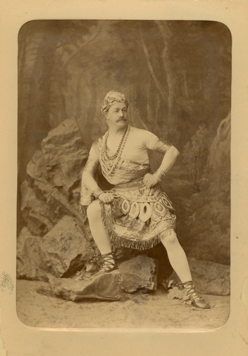 Лев Иванов в образе Солора (1877)