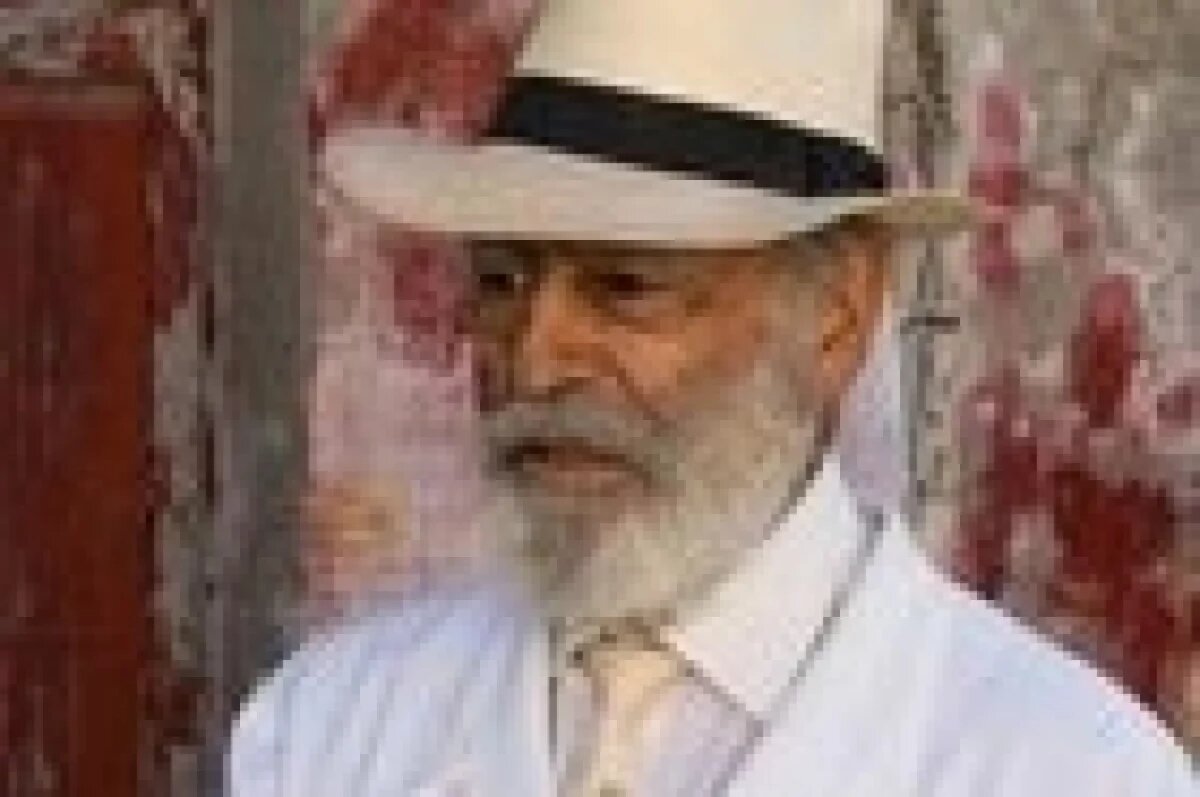    Умер мексиканский актер из фильма о Джеймсе Бонде Эмилио Эчеваррия