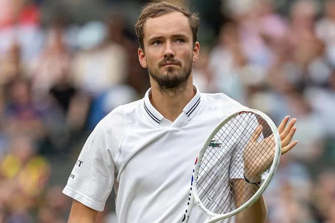     «Вы умеете хранить тайны»: Даниил Медведев рассекретил рождения второго ребёнка