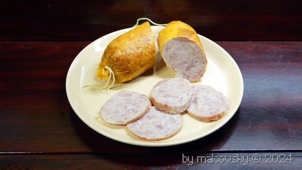 Свинина ветчинная в оболочке в духовке