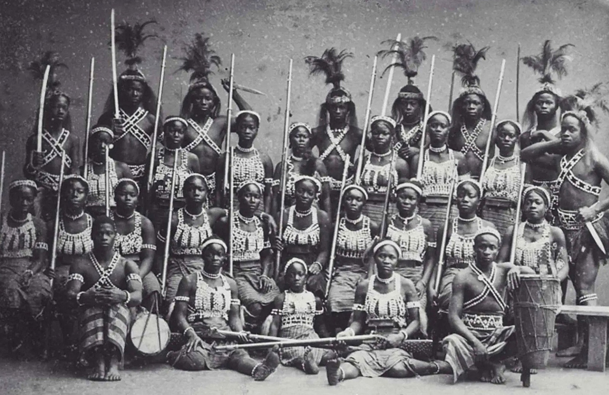 Дахомеи. Источник фото: https://www.britannica.com/topic/Dahomey-women-warriors