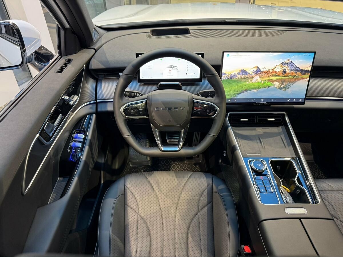 В РФ начались продажи флагманского кроссовера Chery. Источник иллюстрации - auto.ru