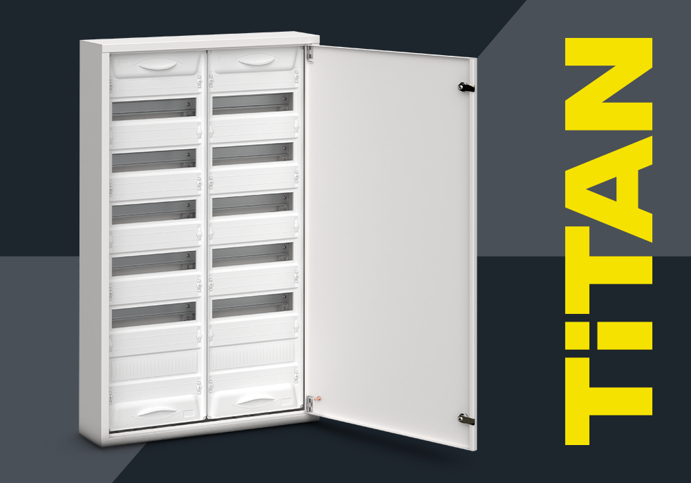 Металлические распределительные навесные корпуса IP31 TITAN 5 IEK — продуманная конструкция для удобной сборки щитов