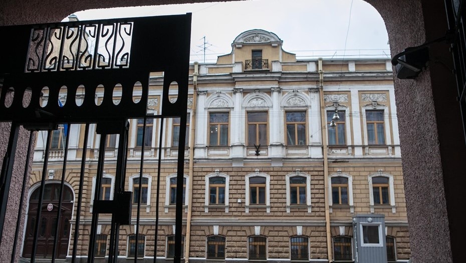    Здание бывшего генконсульства Польши в Санкт-Петербурге на 5-й Советской улице, дом 12. Автор фото: Коньков Сергей