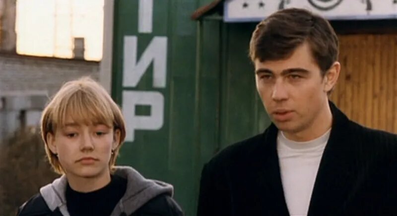 "— Тебе бы только своего Цоя слушать, он же умер лет 100 назад..." Фото: rusactors.ru