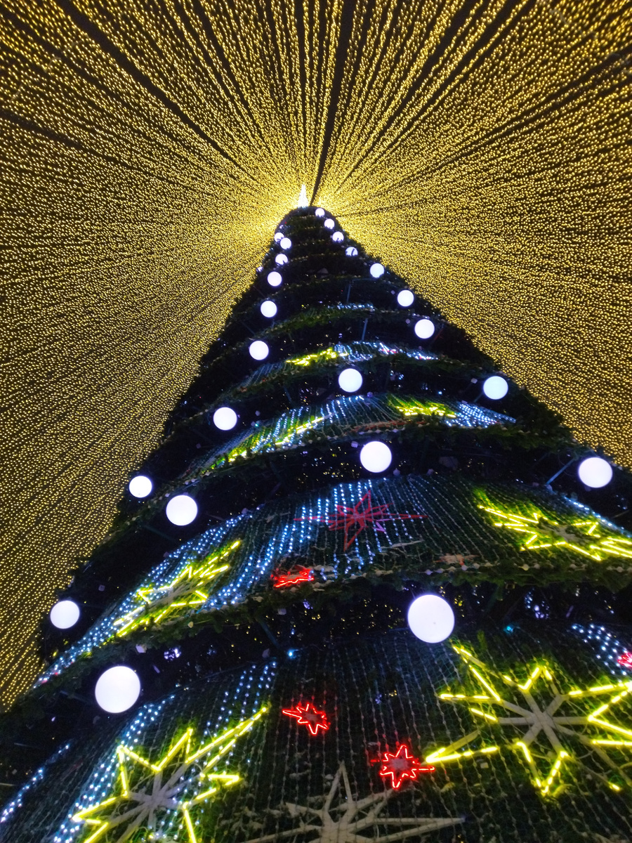 Шикарная Новогодняя ёлка