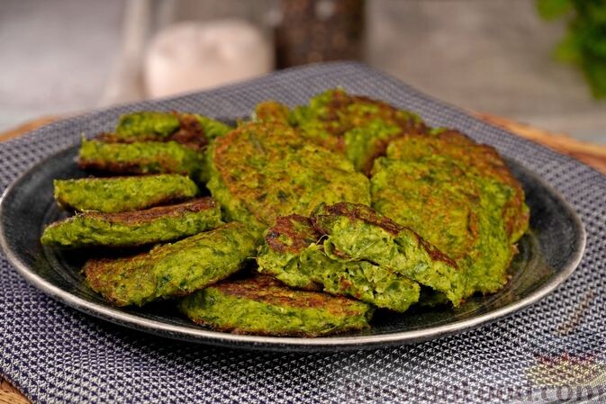 фасоль стручковая, лук репчатый, яйца, мука, соль, чеснок сушёный молотый, перец чёрный молотый, травы итальянские сушёные, масло растительное