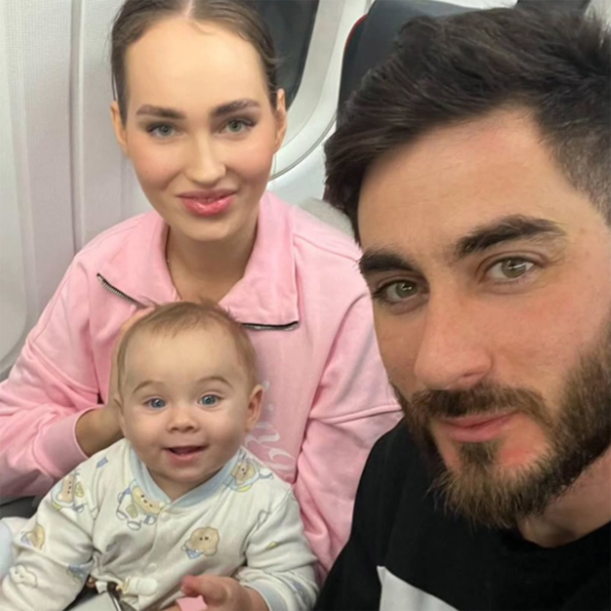 Тигран Салибеков с женой Викой Лысковец и сыном Леоном. Фото: соцсети Тиграна Салибекова