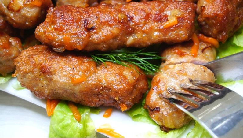 "Чевапчичи". Прелесть таких колбасок не только во вкусе, но и в приготовлении - без заморочек.