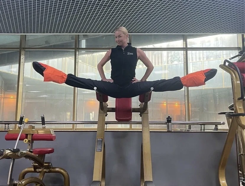 Шпагат Волочкой