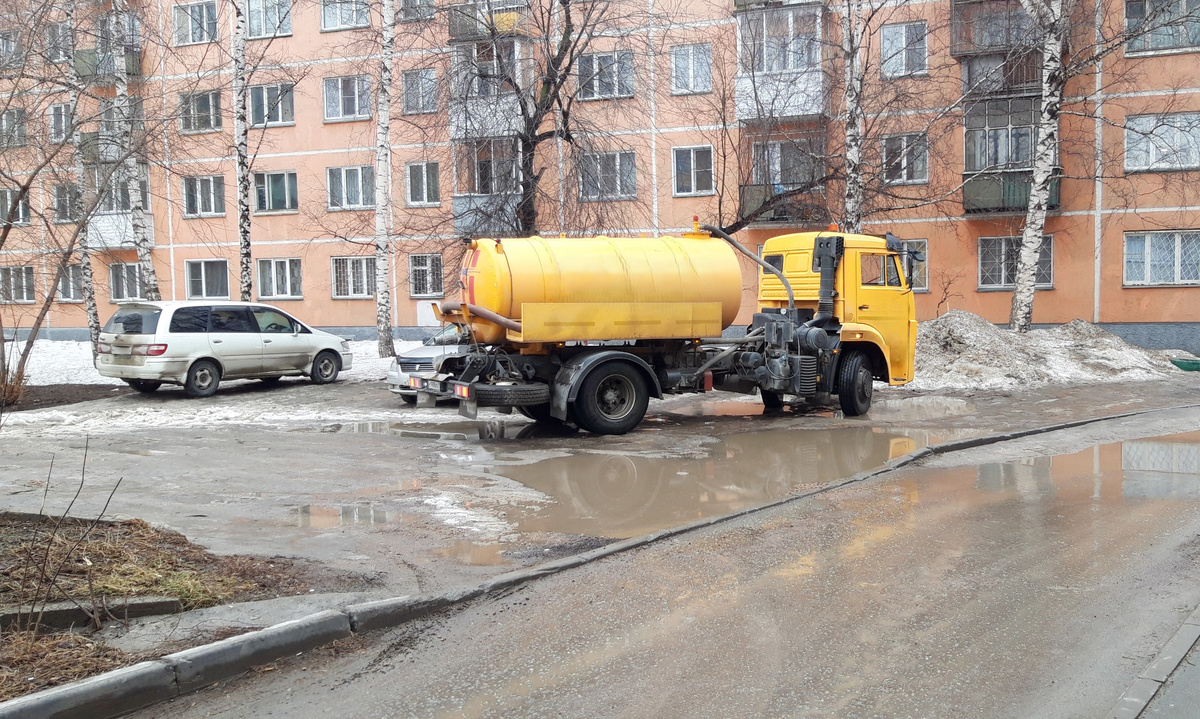 Прочистка канализации в Новосибирске: Устранение засоров труб по доступной цене