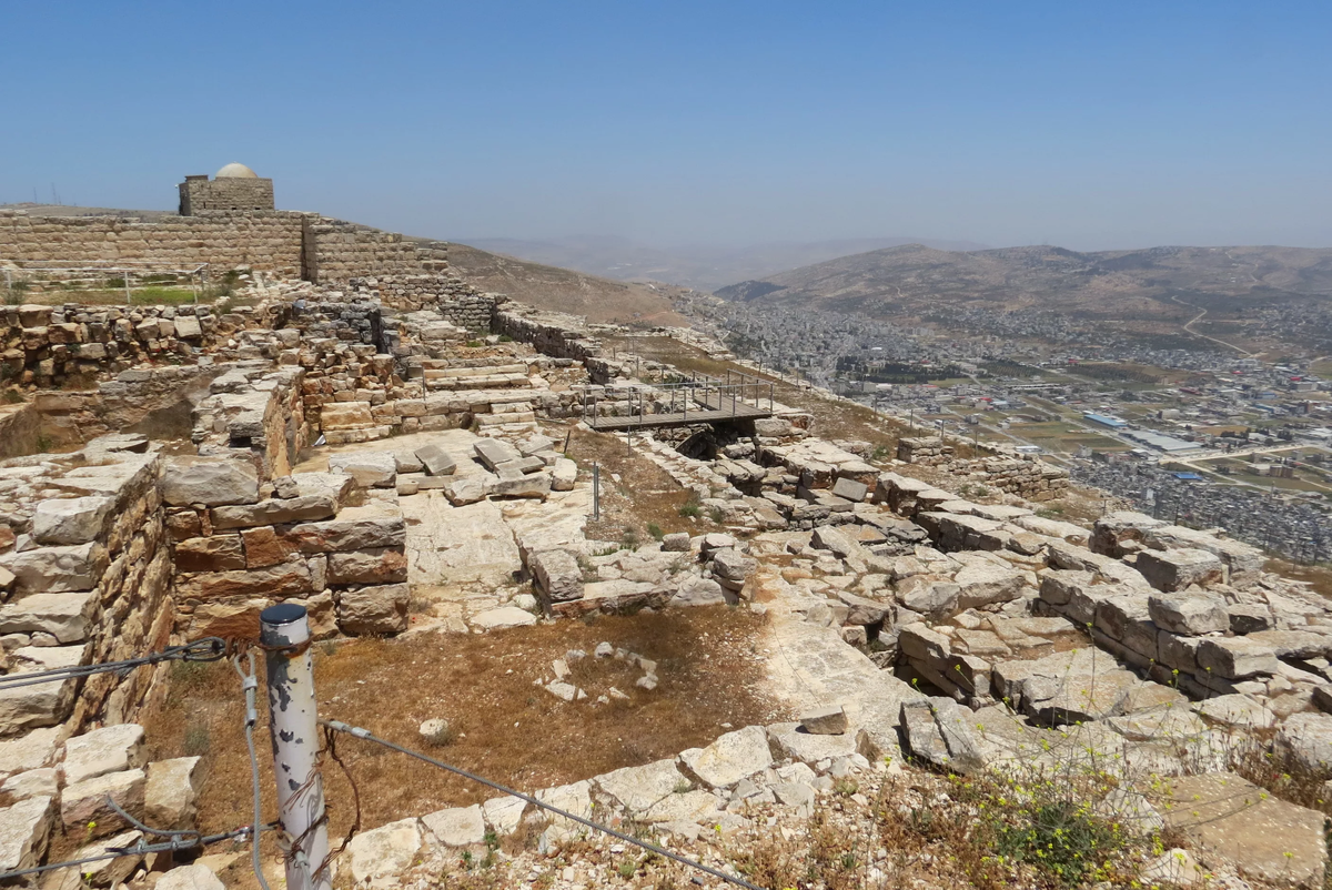 Самария. Древний город. Фото с сайта https://dzen.ru/a/YrLVFkcZ_j0agrx1. Взято с Яндекс.Картинки
