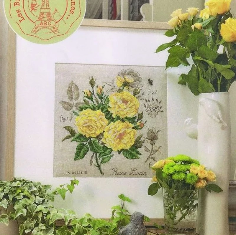 Фото из интернета от официальных Парижских вышивальщиц