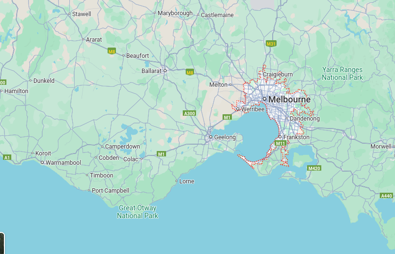  Мельбурн находится на берегу довольно "мелкого" залива Филиппа (средние глубины всего 8 метров)