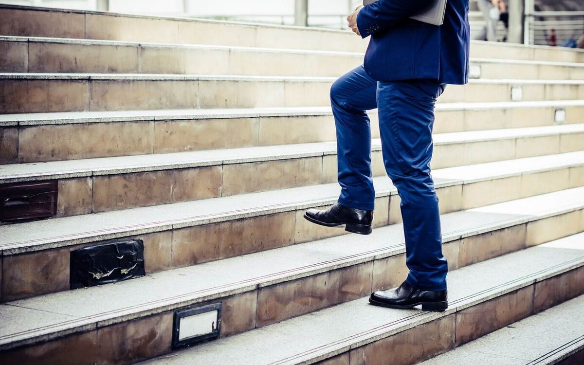    Как подготовиться жителям Липецкой области к взлету карьеры в 2025 году от jcomp на Freepik