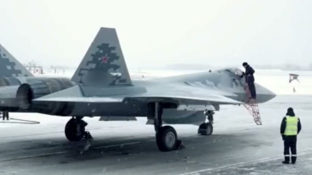    Сравнение Су-57 и F-35: кто лучше в небе?