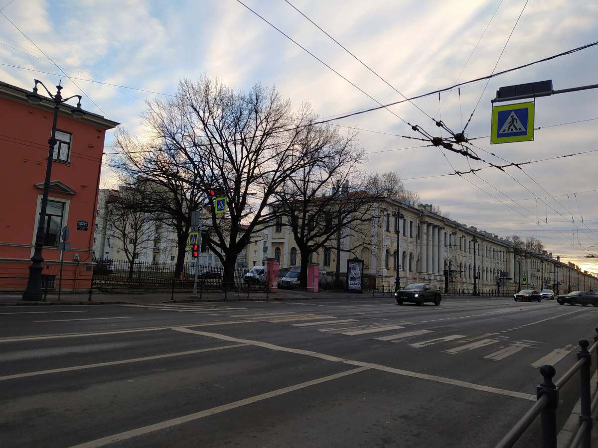 По пути в Музей.