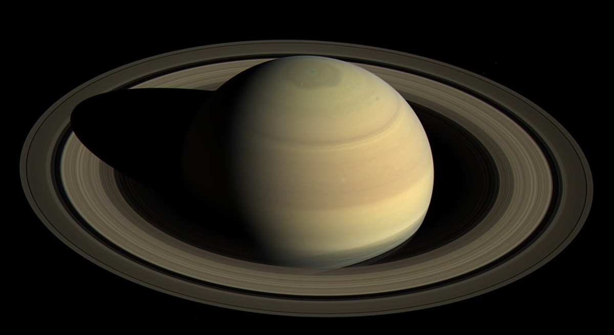    очный возраст колец Сатурна — большая загадка для ученых. Источник изображения: nasaspaceflight.com