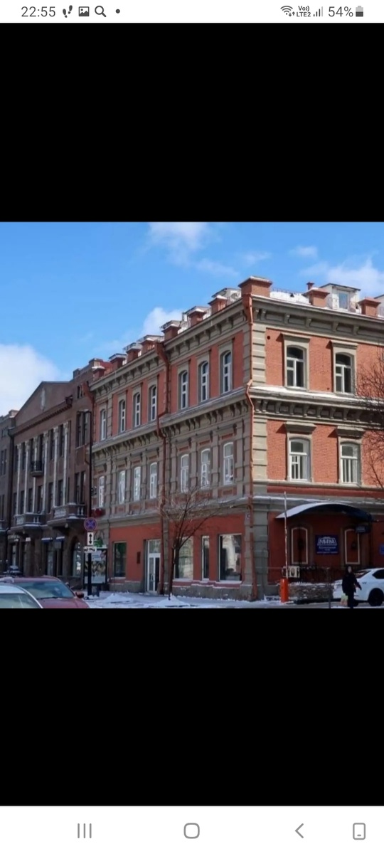 Скрин с сайта галереи Vekarta