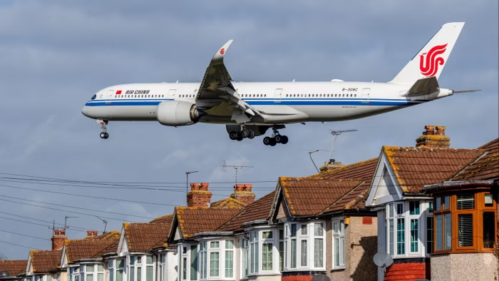  Количество рейсов Air China в Великобританию резко возросло. Фото: Chris Ratcliffe/Bloomberg