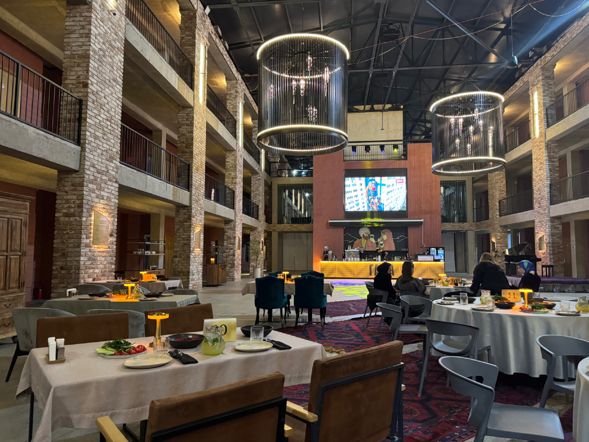 Отель Марва. Махачкала. Фото автора.