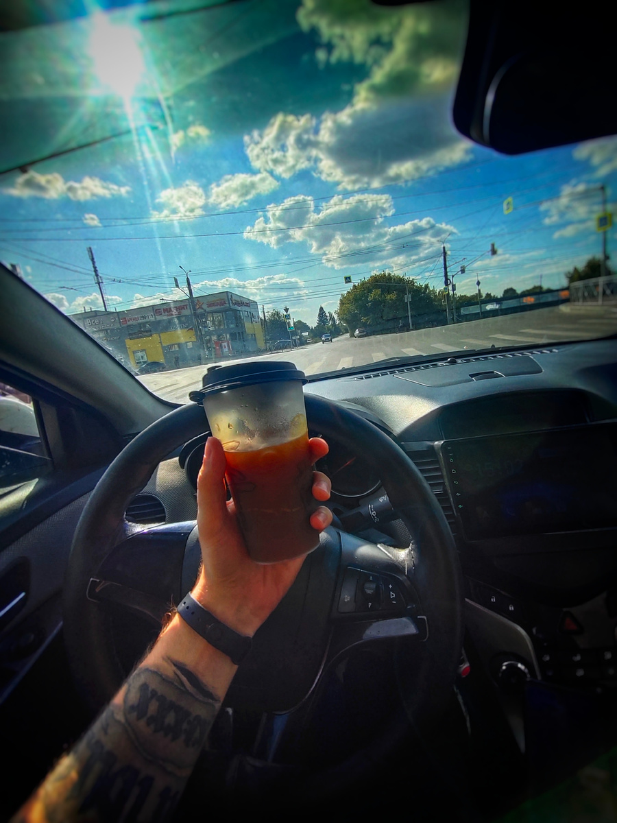 Холодный кофе в жаркий день