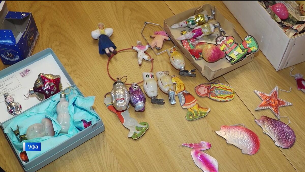    "Вести" узнали, по каким ценам сегодня продают советские елочные украшения?