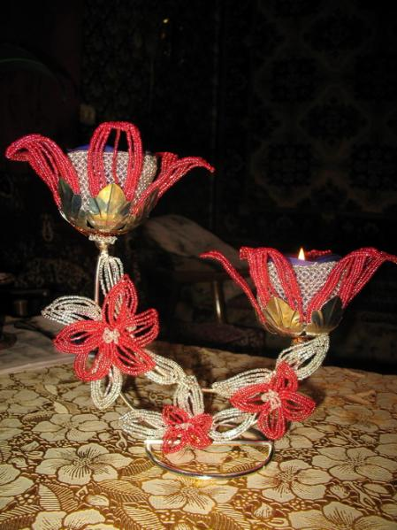 Подсвечник с цветами