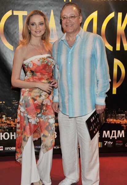 Композитор уверен, седьмой брак продержался 20 лет только благодаря жене Марине