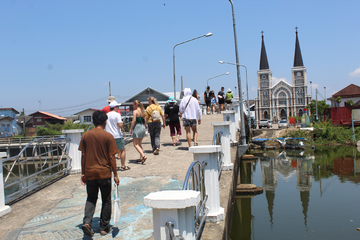 Мост к храму