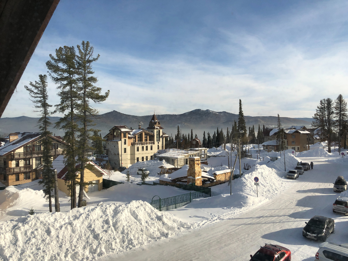 2021 - вид из нашего номера из Спортотеля