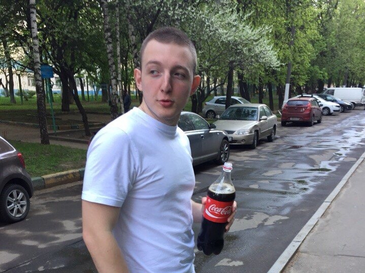 Молодой. Вес на фото 83-84 кг.