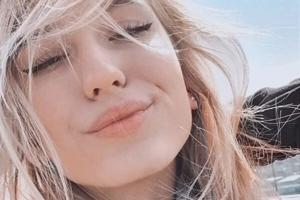 Лаура Писаренко / Лаура Писаренко/VK